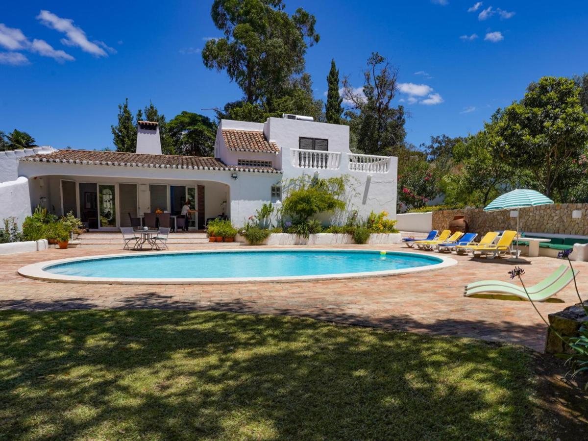 Roofed Villa In Albufeira With Private Swimming Pool Olhos de Agua  Extérieur photo