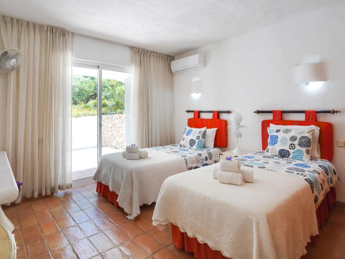 Roofed Villa In Albufeira With Private Swimming Pool Olhos de Agua  Extérieur photo