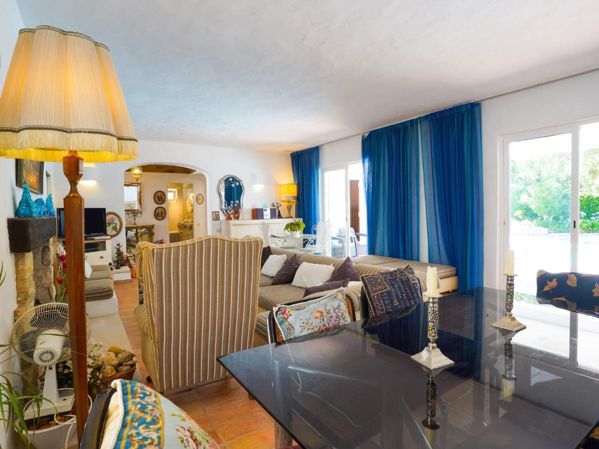 Roofed Villa In Albufeira With Private Swimming Pool Olhos de Agua  Chambre photo