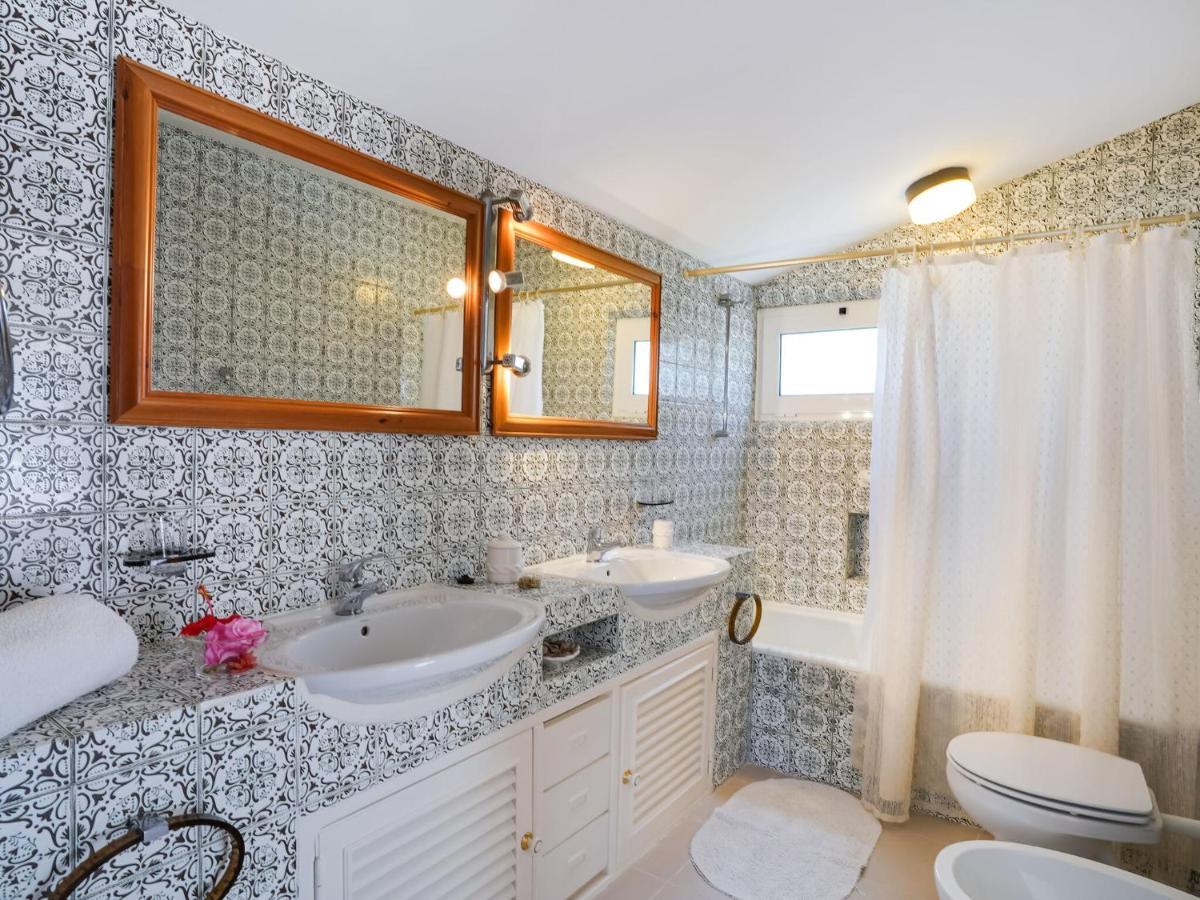 Roofed Villa In Albufeira With Private Swimming Pool Olhos de Agua  Chambre photo