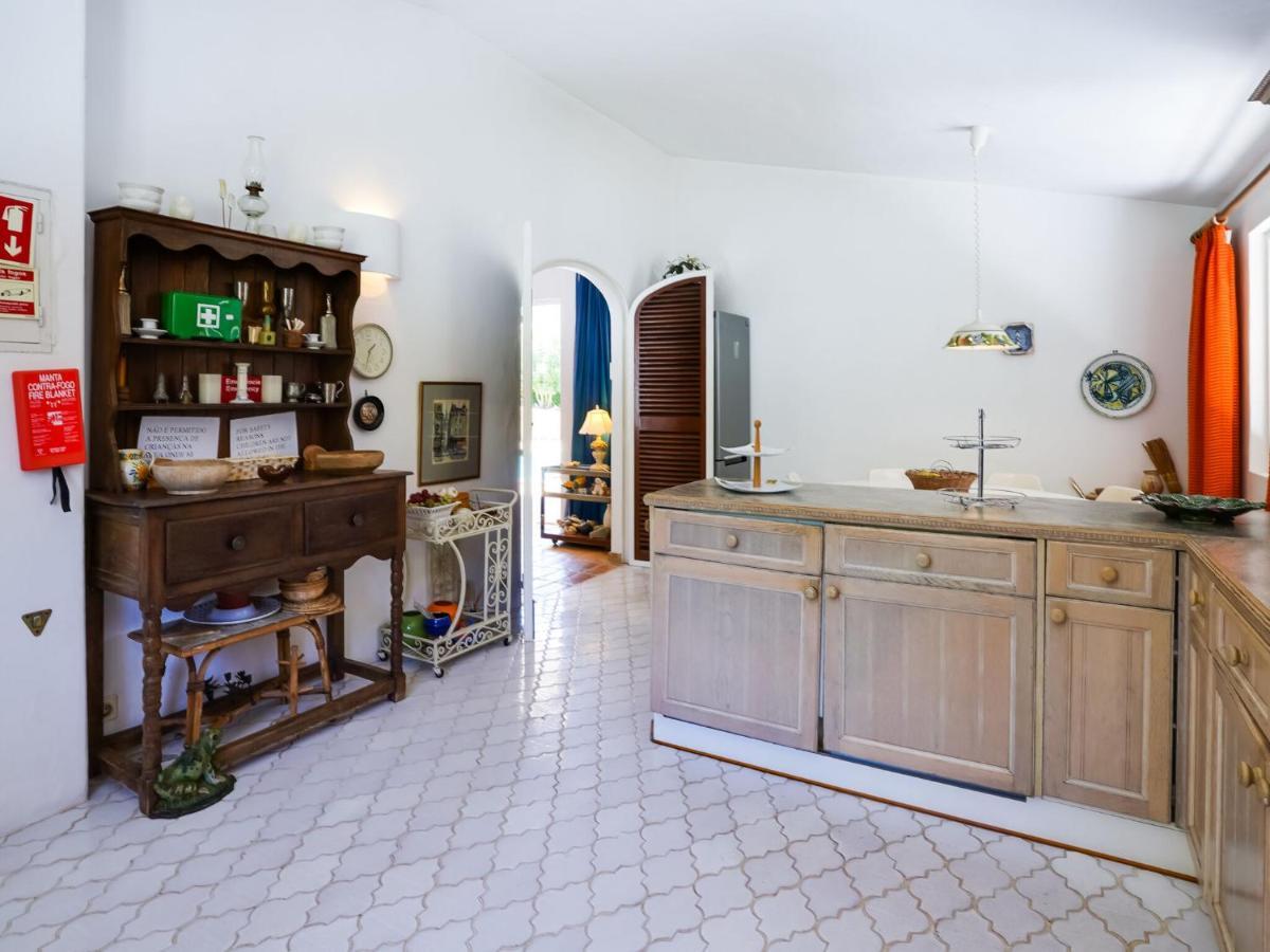 Roofed Villa In Albufeira With Private Swimming Pool Olhos de Agua  Chambre photo